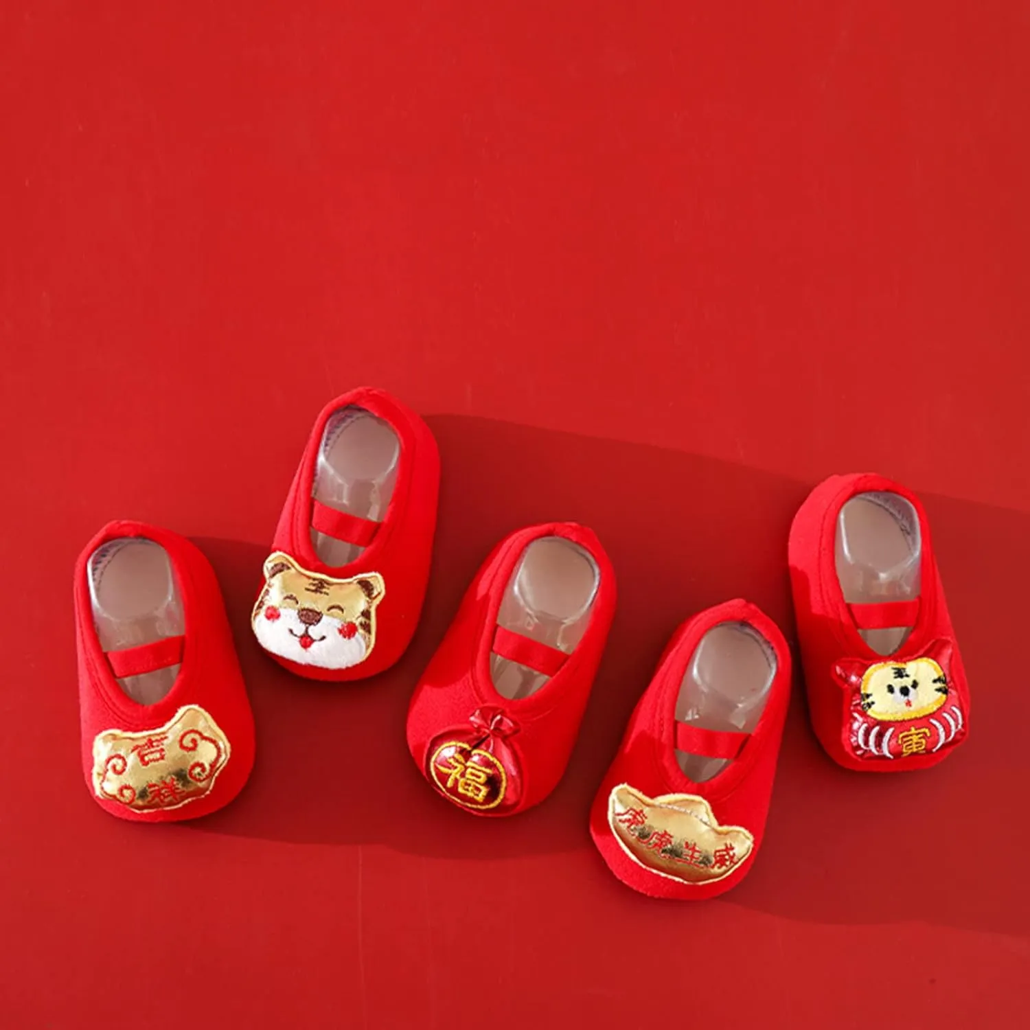 Boys and Girls Cartoon Character Pattern Warm Toddler Shoes Indoor Floor Socks Non Slip Fashion Toddler Little Sweet