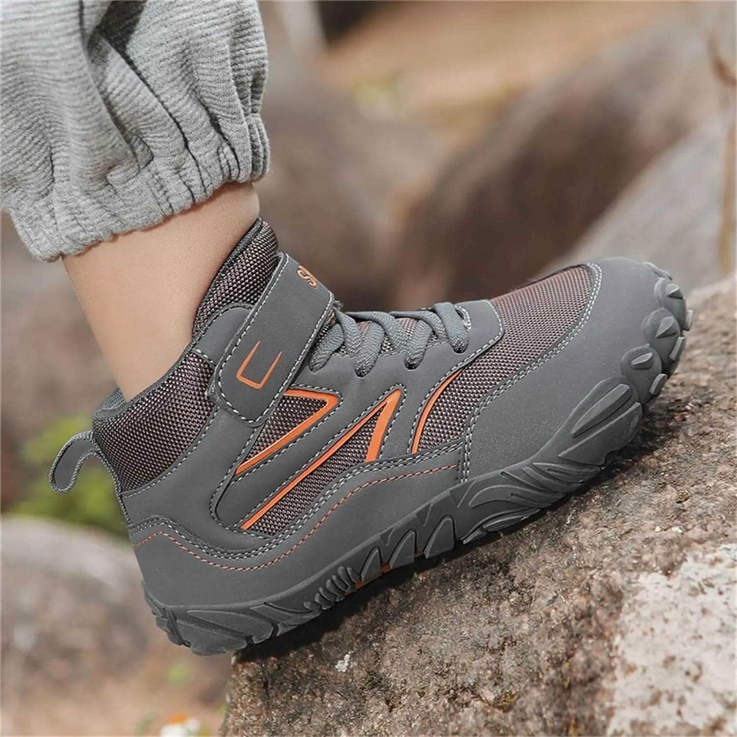 Boys Hiking Boots Outdoor High Top Boys Girls Outdoor Walking Climbing Sneaker Comfortable Adventure Trekking Shoes