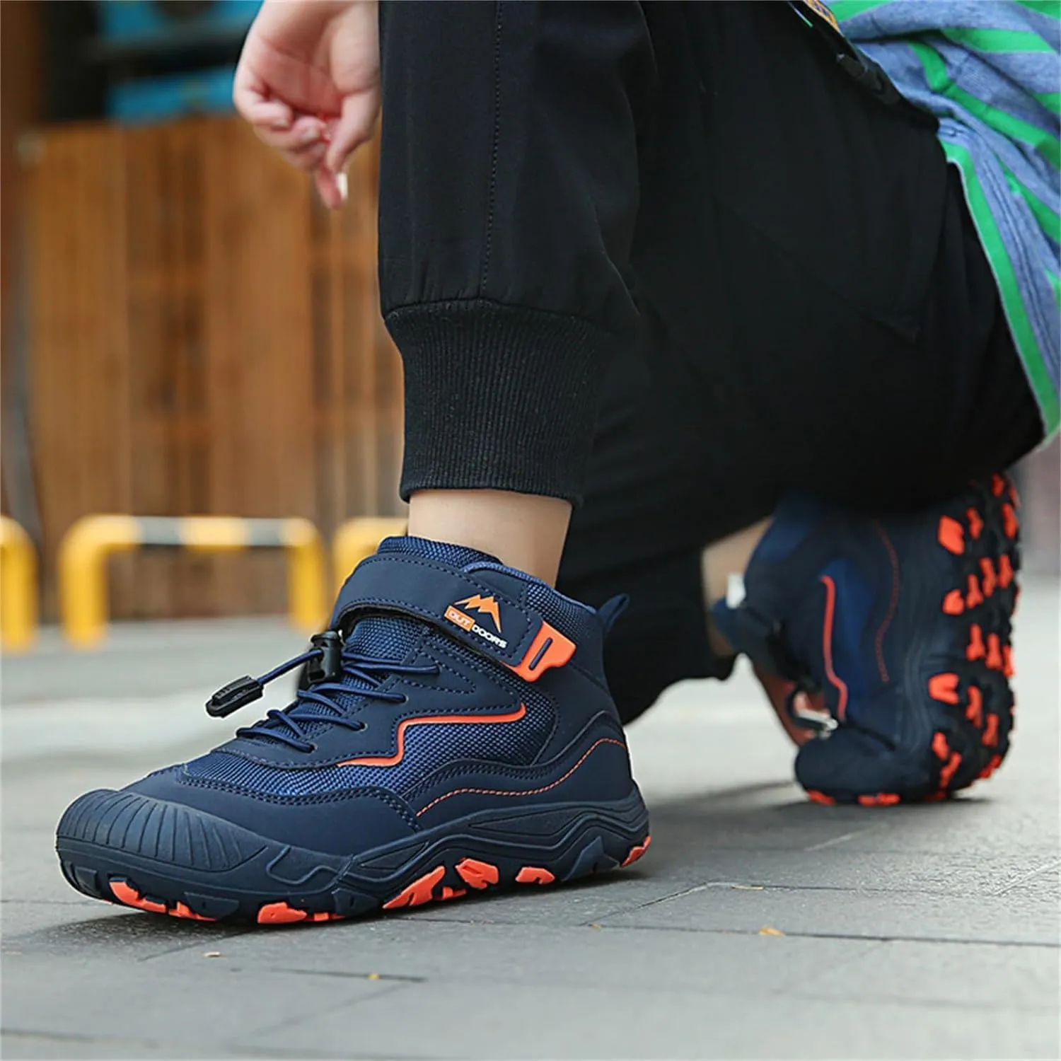Boys Hiking Boots Outdoor High Top Boys Girls Outdoor Walking Climbing Sneaker Comfortable Adventure Trekking Shoes