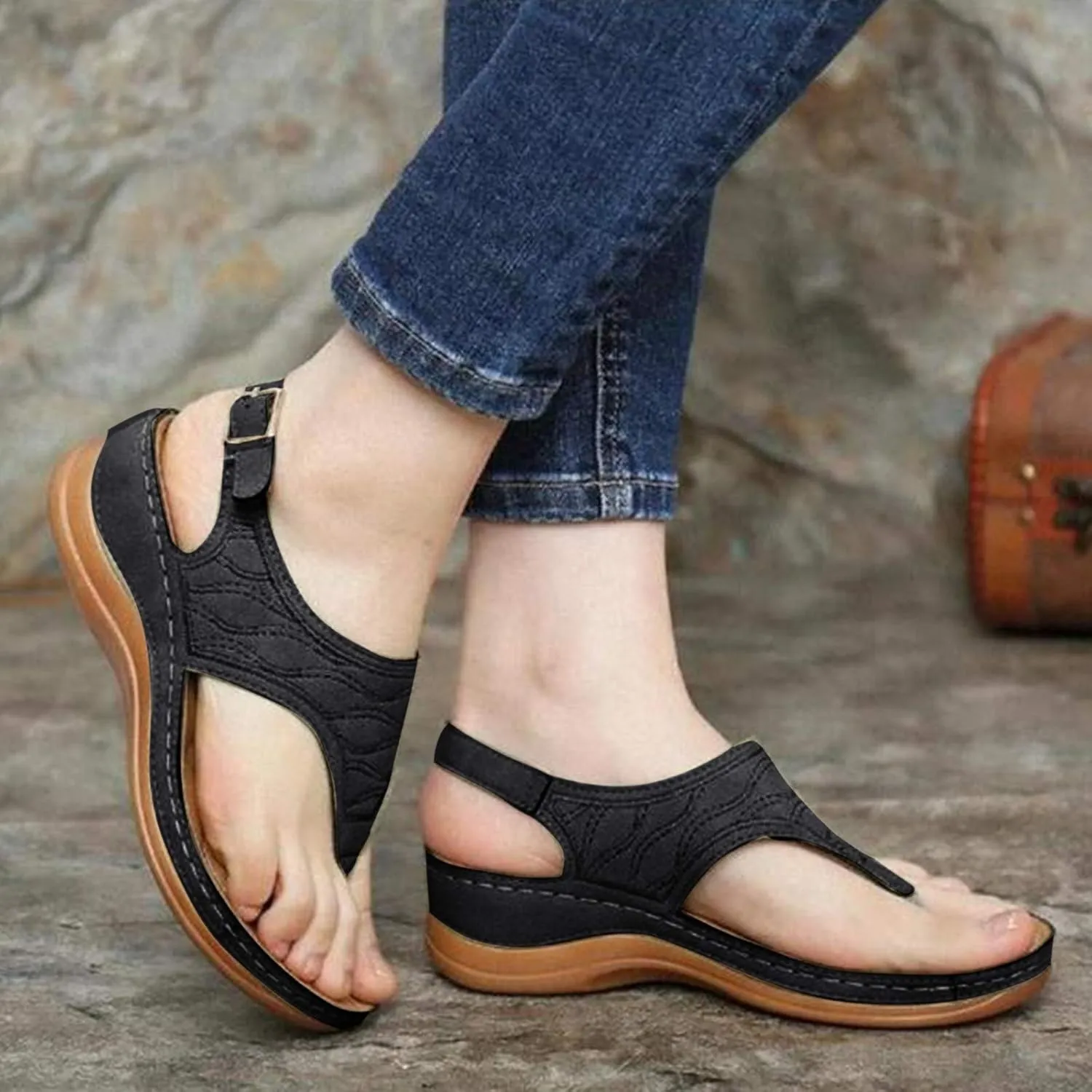 Cathalem Orthopedic Sandals for Women Arch Support 2024 Casual Summer Shoes Flip Flops Comfy Lightweight Breathable Sandals