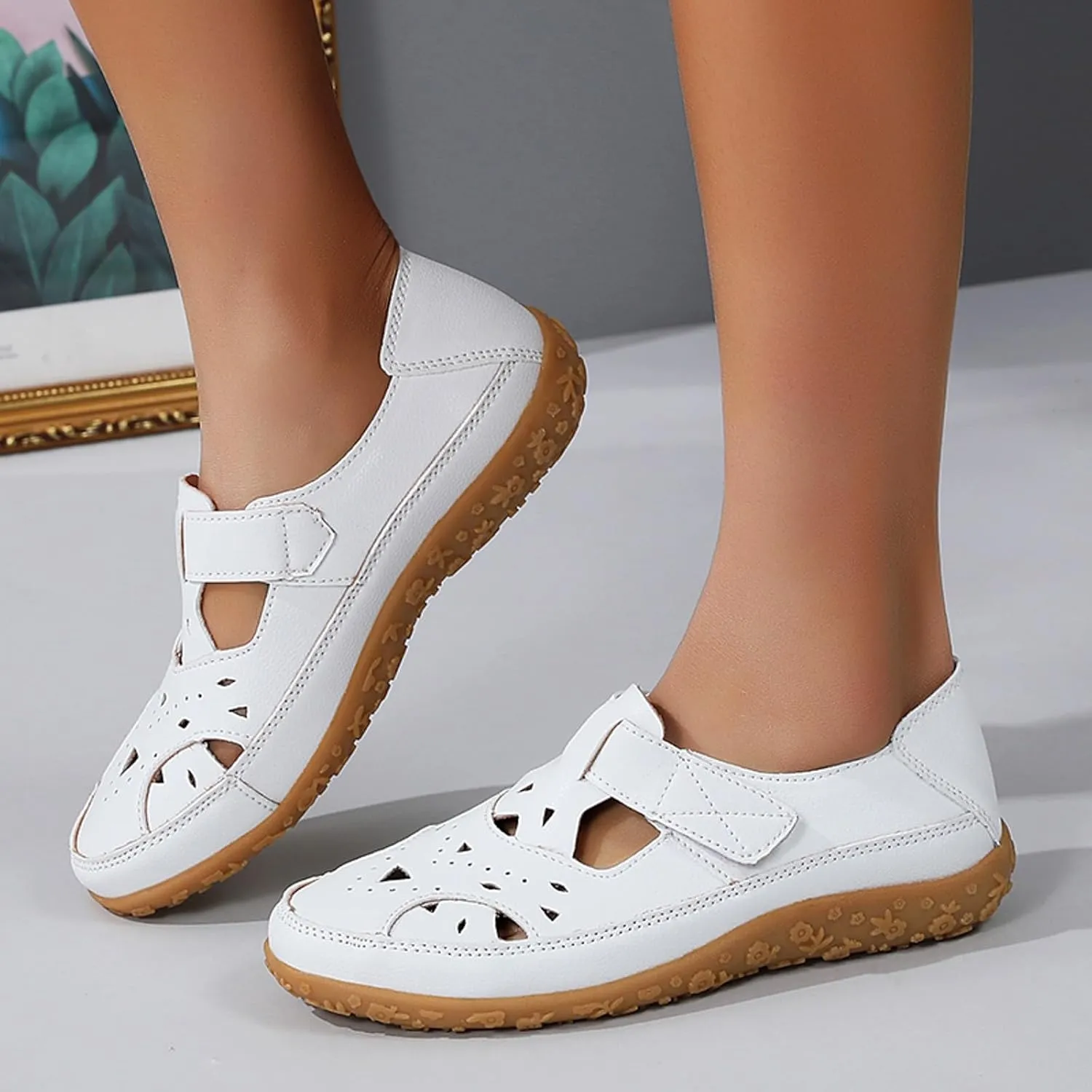 Closed Toe Sandals for Women 2025 Dressy Summer Comfortable Flat Sandals with Arch Support Breathable Hollow Out Flat Shoes Wide Width Orthopedic Sandal Dress Shoes