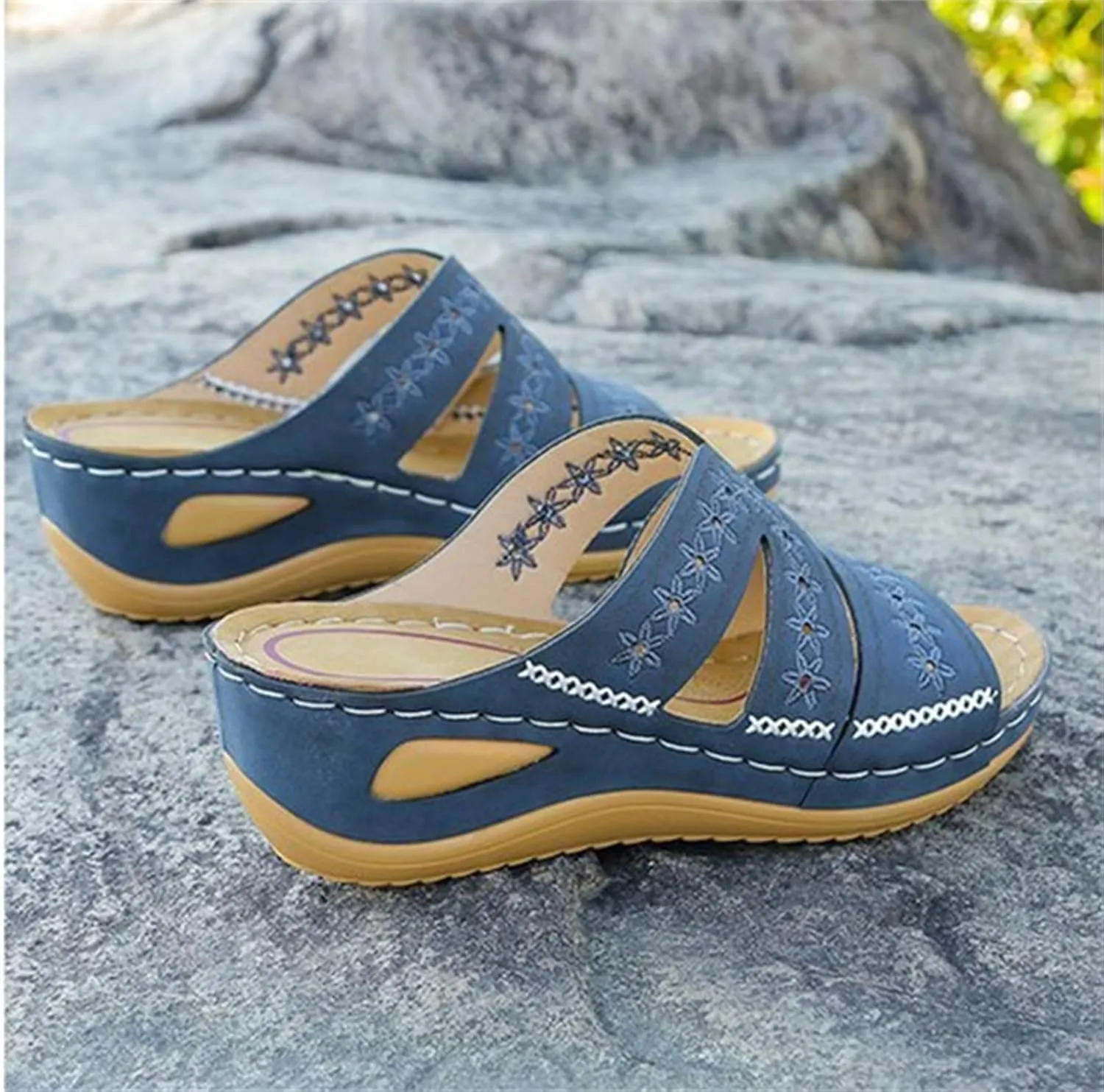 Ladmiple Sandals Women Dressy Summer Flat Walking Comfortable Arch Support Orthopedic Flip Flops Orthotic Beach Shoes Slides