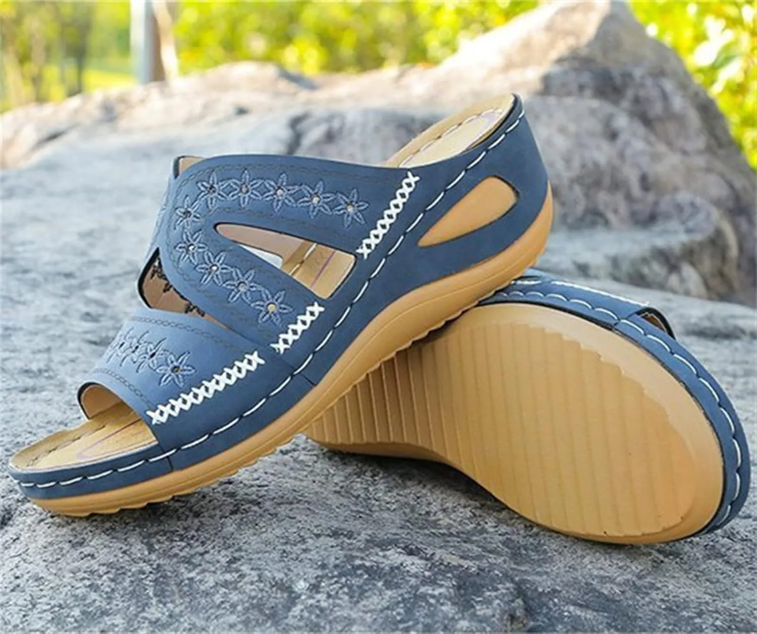 Ladmiple Sandals Women Dressy Summer Flat Walking Comfortable Arch Support Orthopedic Flip Flops Orthotic Beach Shoes Slides