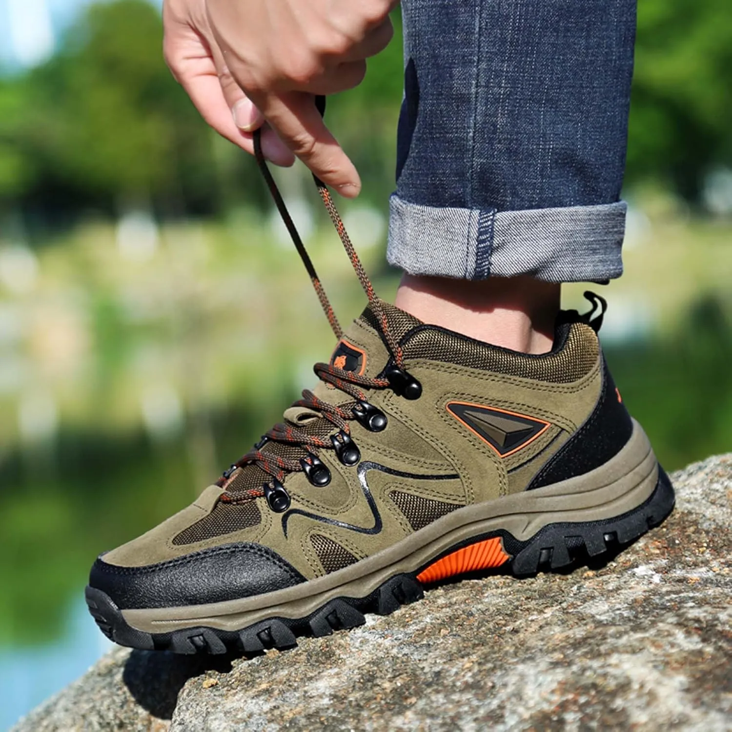 Mens Lace Up Low Top Hiking Shoes Rubber Soles Non Slip and Wear Resistant Climbing Shoes Lightweight and Breathable Scenic Spot Tourism Shoes Comfortable and Durable Hiking Walking Shoes