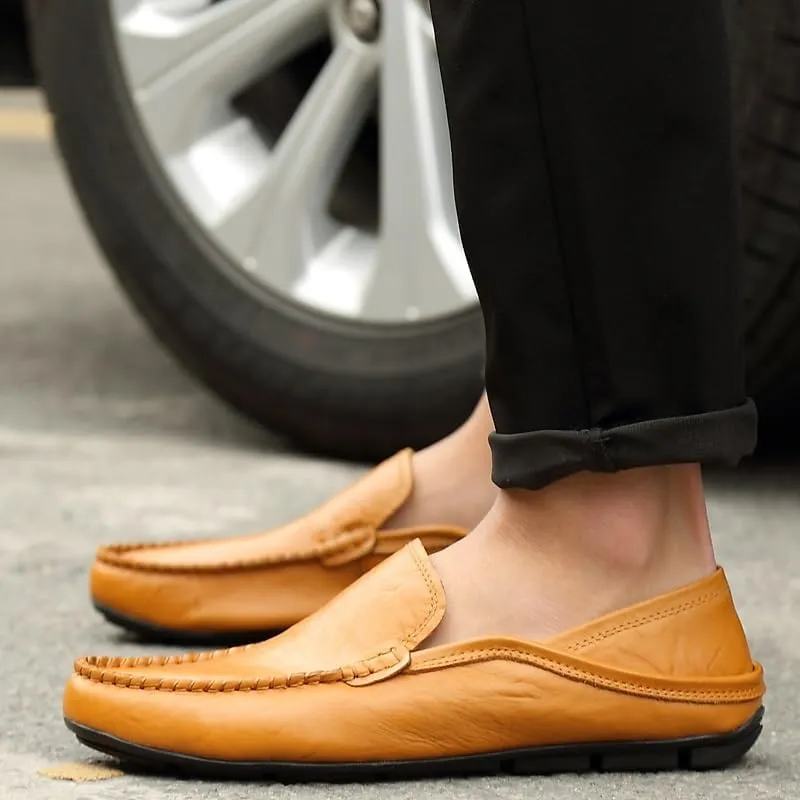 Mens Loafers Shoe Round Toe Leather Perforated Moccasins Loafer Shoes Anti-Slip Slip Resistant Flat Heel Classic Walking Slip-ons