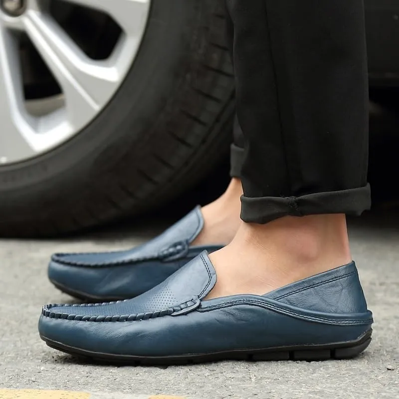 Mens Loafers Shoe Round Toe Leather Perforated Moccasins Loafer Shoes Anti-Slip Slip Resistant Flat Heel Classic Walking Slip-ons