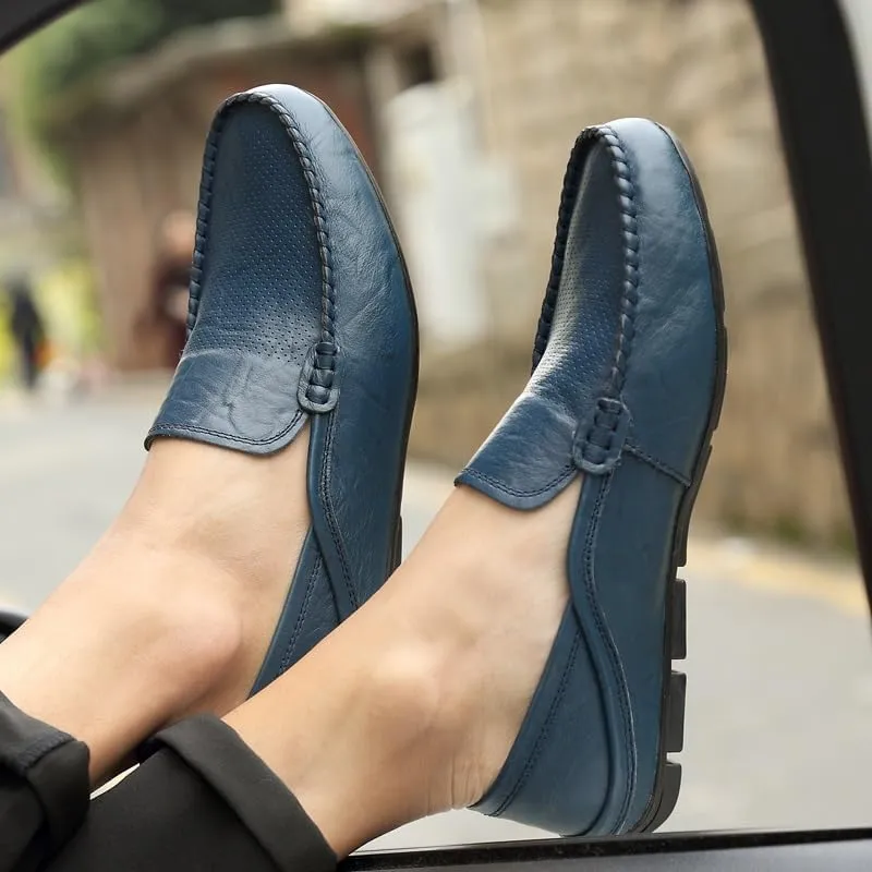 Mens Loafers Shoe Round Toe Leather Perforated Moccasins Loafer Shoes Anti-Slip Slip Resistant Flat Heel Classic Walking Slip-ons