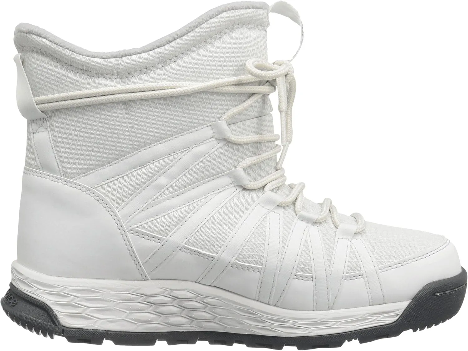 New Balance Women's 200 V1 Slide Sandal