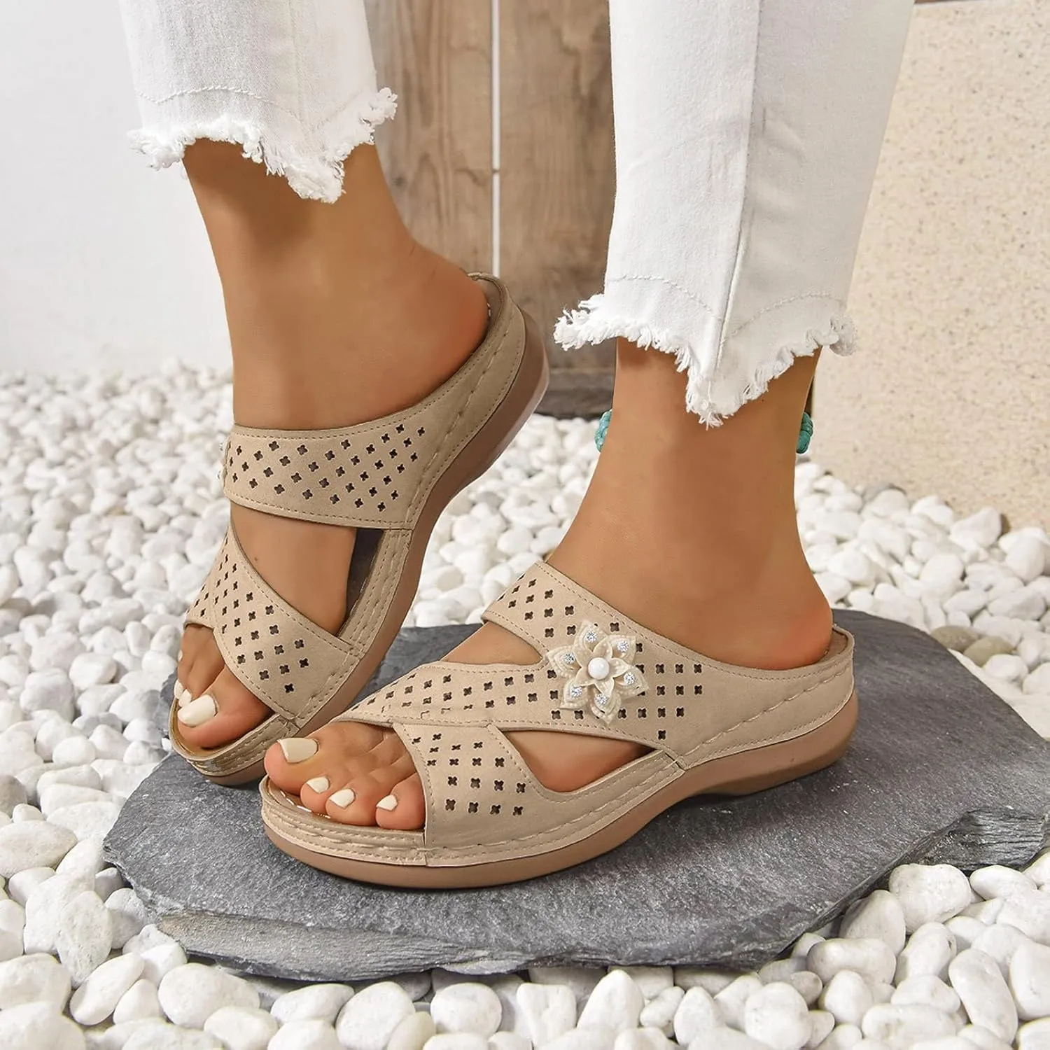 Orthopedic Wedge Sandals for Women Dressy Summer Comfortable Walking 2025 Casual Open Toe Hollow Out Flower Bohemian Slippers Arch Support Sandals for Beach Walking Vacation