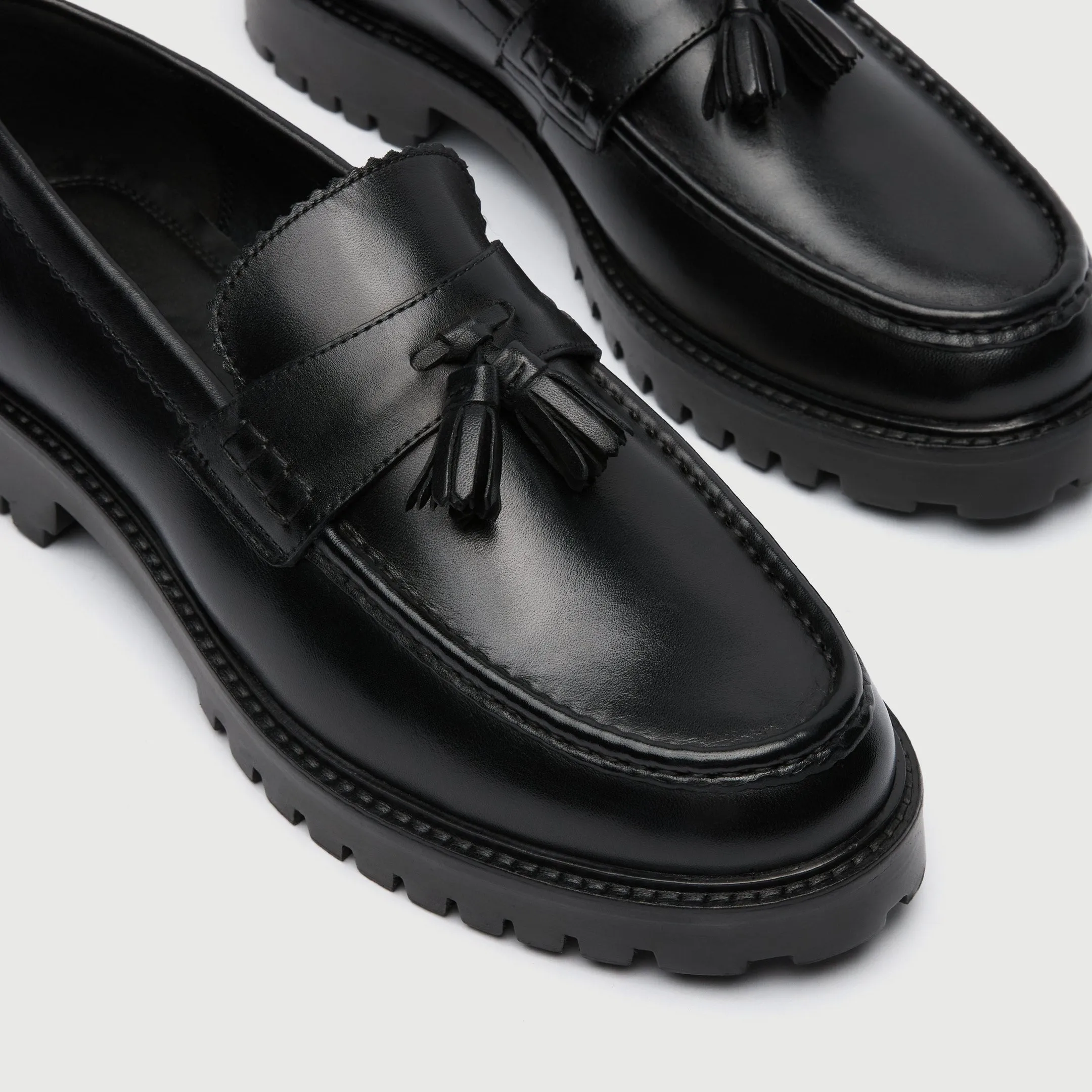 Sean Tassel Loafer