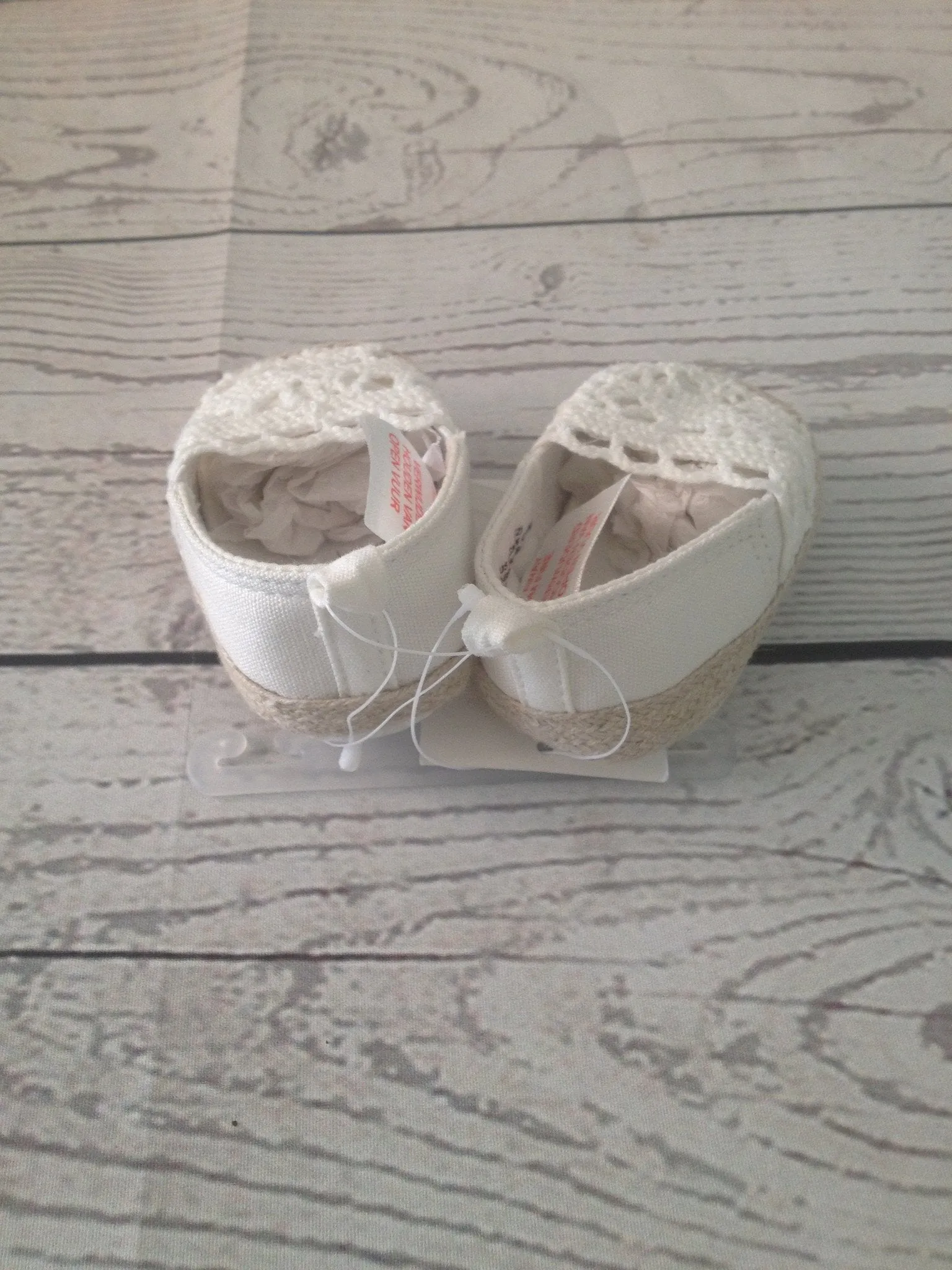Size 0 white crochet canvas espadrilles