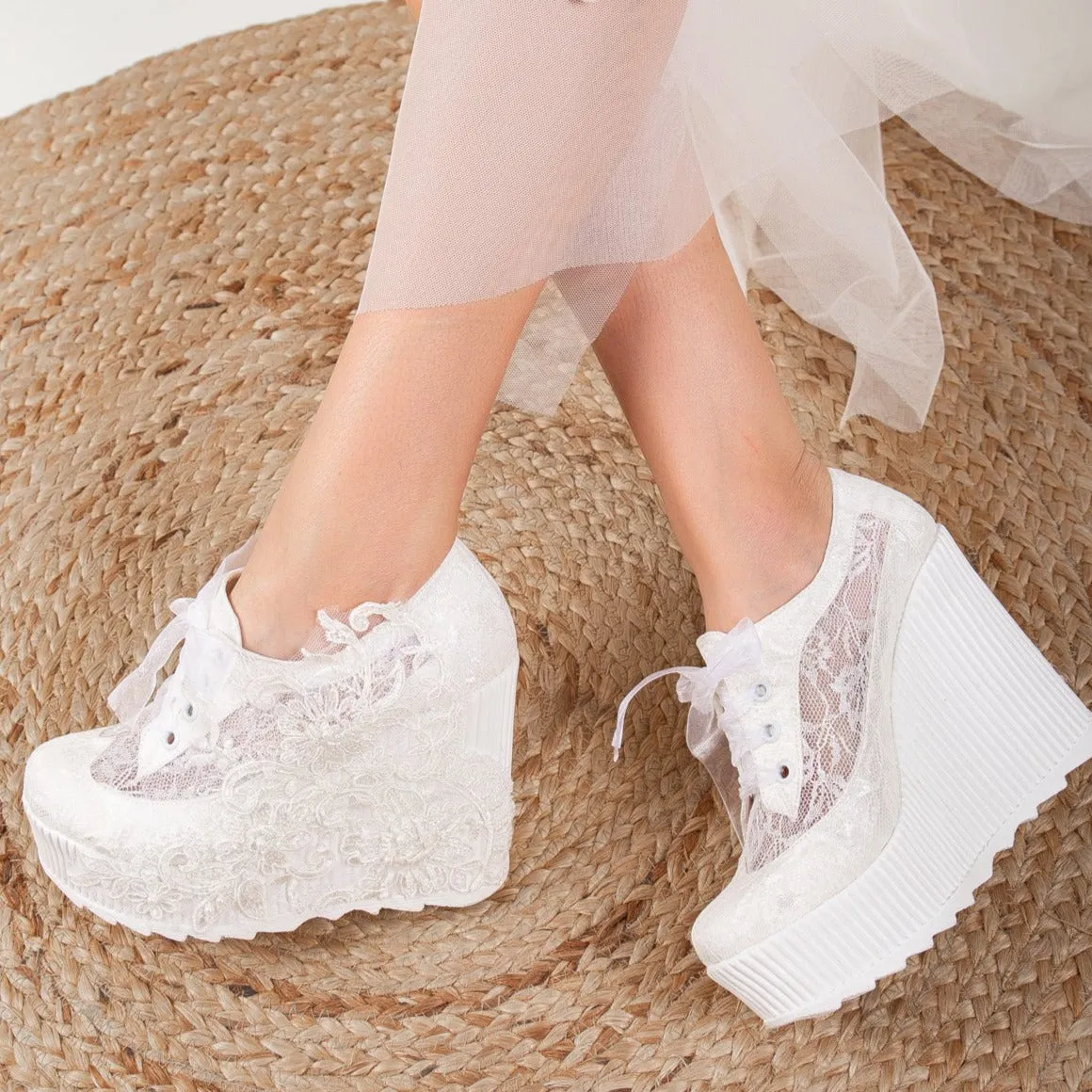 Solene - Ivory Lace High Heel Wedding Sneakers