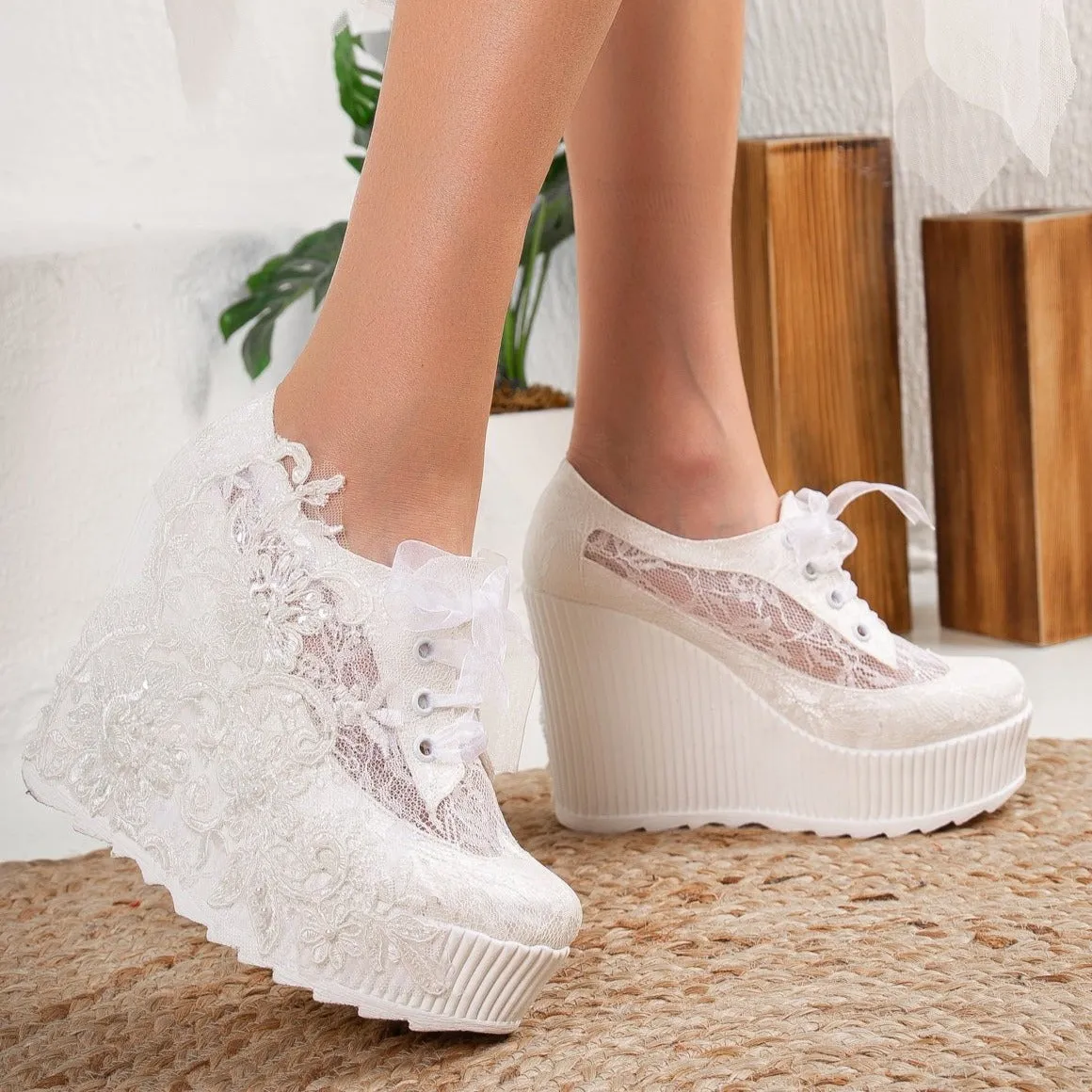 Solene - Ivory Lace High Heel Wedding Sneakers