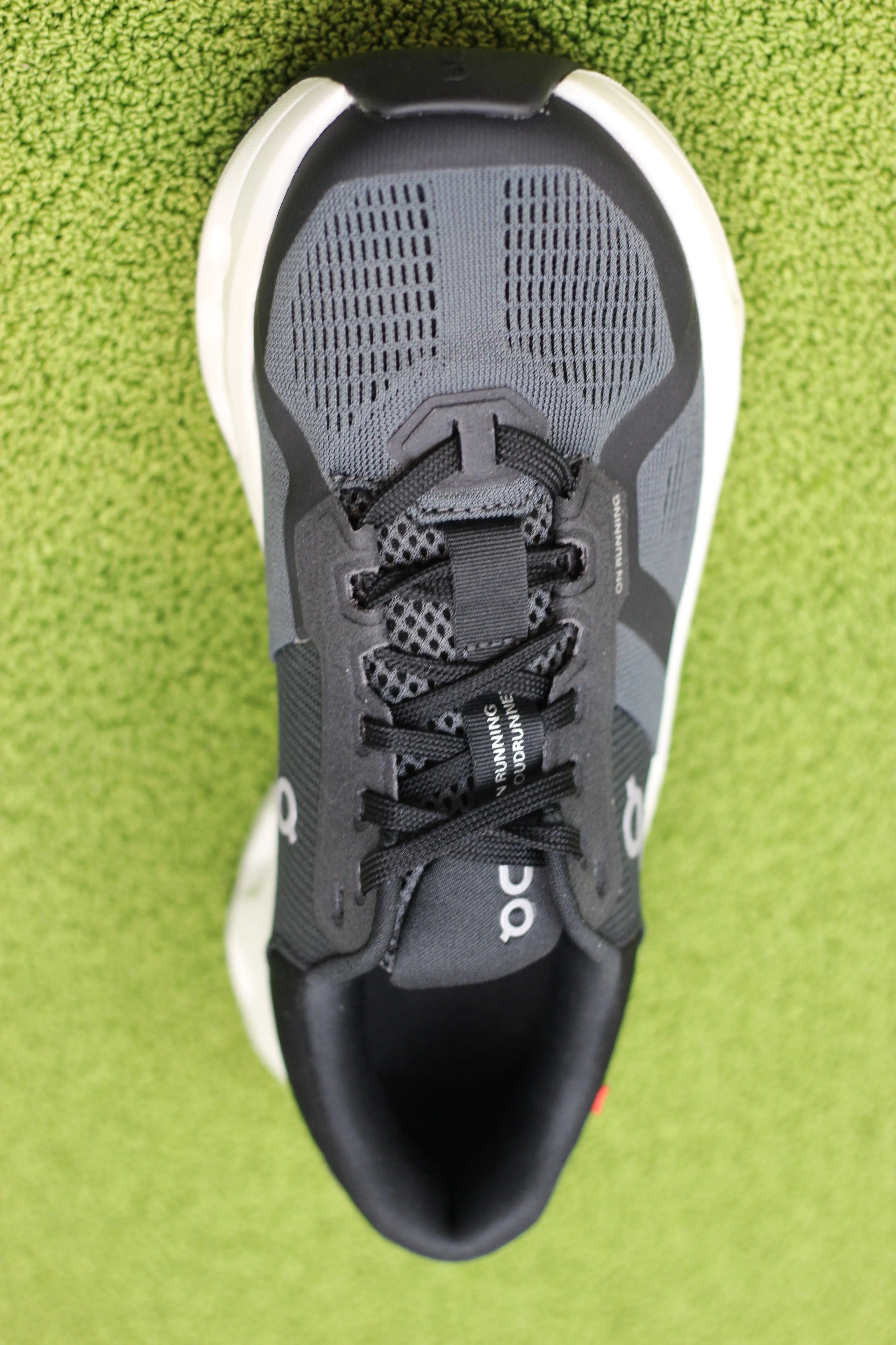Womens Cloudrunner Sneaker - Black/Eclipse