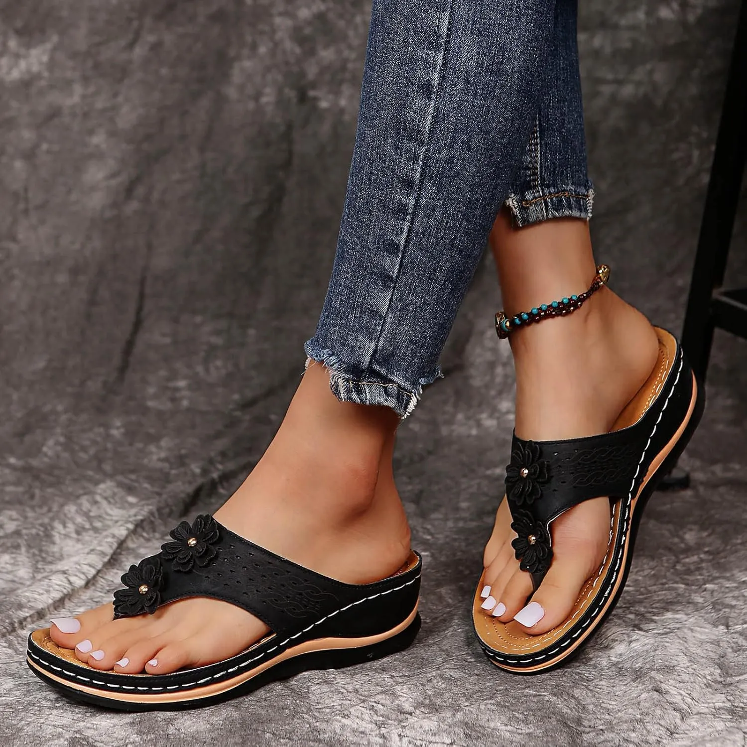 Womenyiaor Women's Orthopedic Arch Support Sandals - Summer Casual Flip Flops - Black