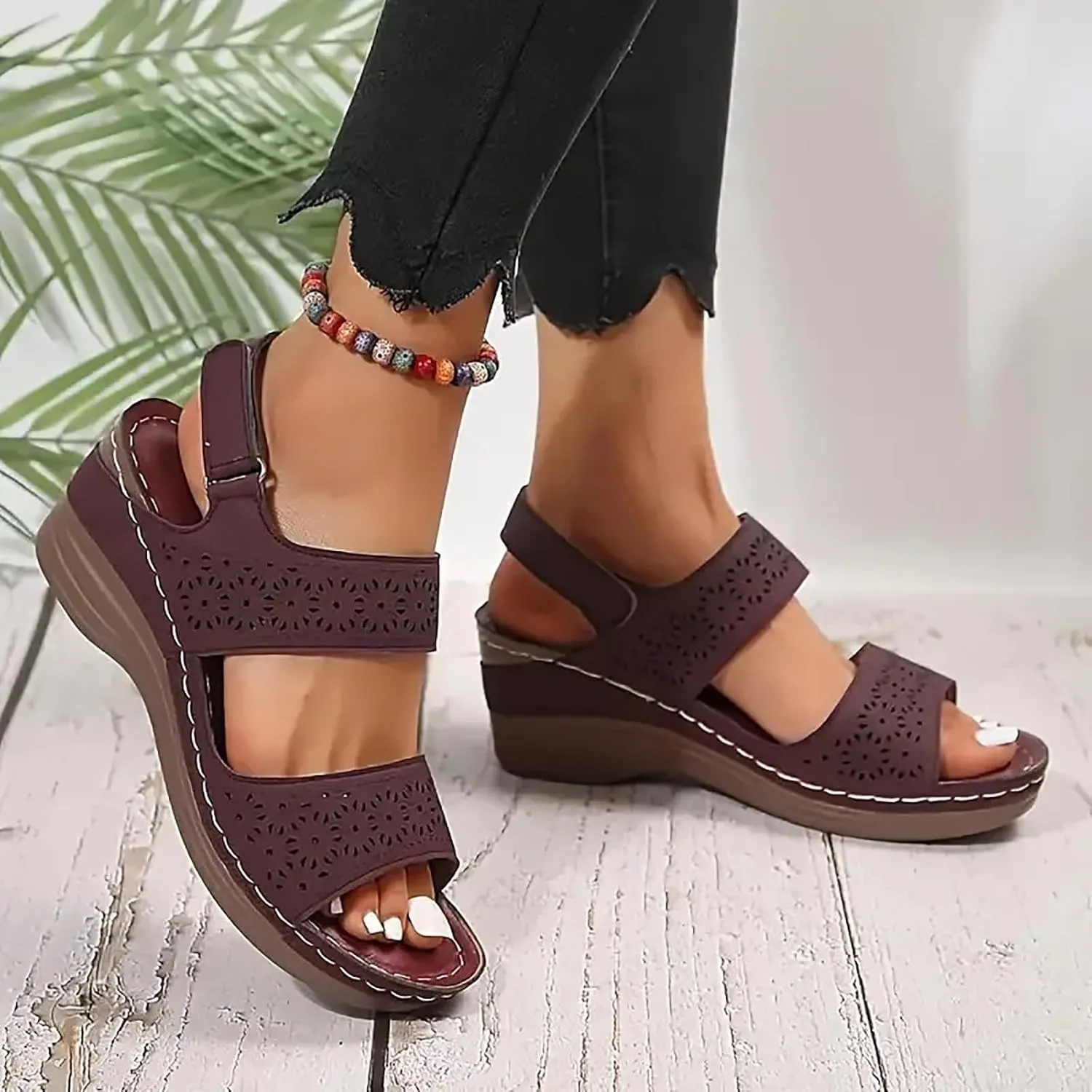 ZSpzx Orthopedic Sandals for Women,2025 Arch Support Wedge Flip Flops Slide Comfortable Open Toe Ankle Strap Summer Walking Hollow Out Outdoor Casual Slip on Beach Plantar Fasciitis Shoes