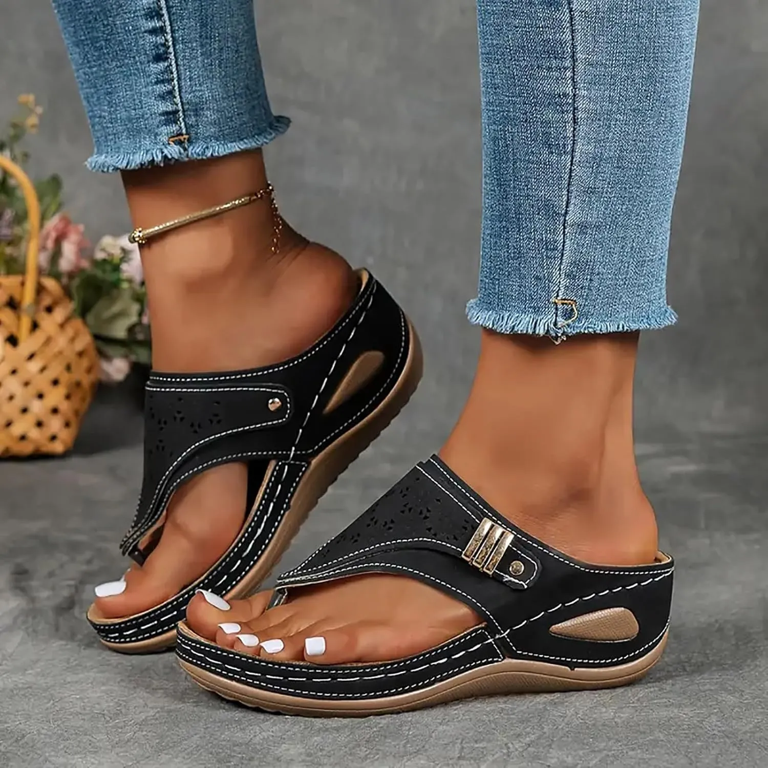 ZSpzx Orthopedic Sandals for Women,Women's Orthotic Dressy Summer 2025 Arch Support Flip Flops Womens Flat Open Toe Casual Slip on Sandals Beach Boho Sandals Comfortable Outdoor Walking Shoes